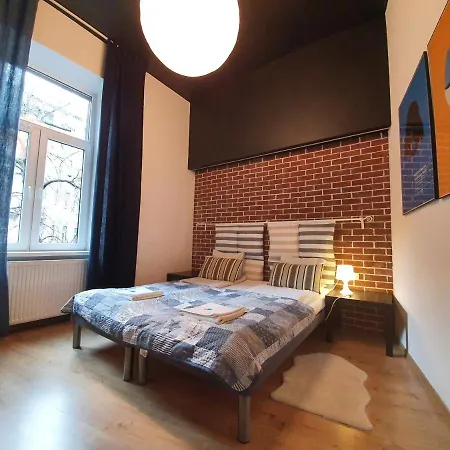 S64 Apartament *